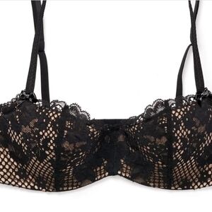 Adoreme Me Elegant Black Lace Bra, 32A